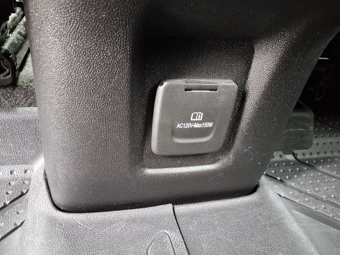 Used 2022 Chevrolet Equinox Premier AWD/4WD image 29