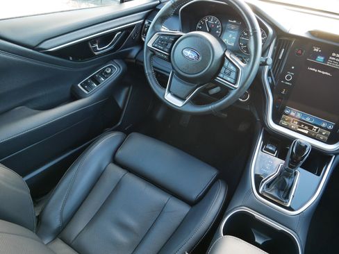 Used 2024 Subaru Outback Limited image 9