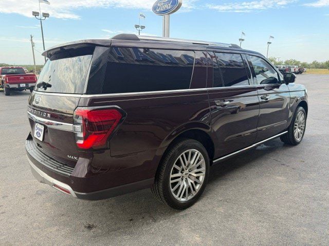 Used 2023 Ford Expedition Max Limited AWD/4WD image 5