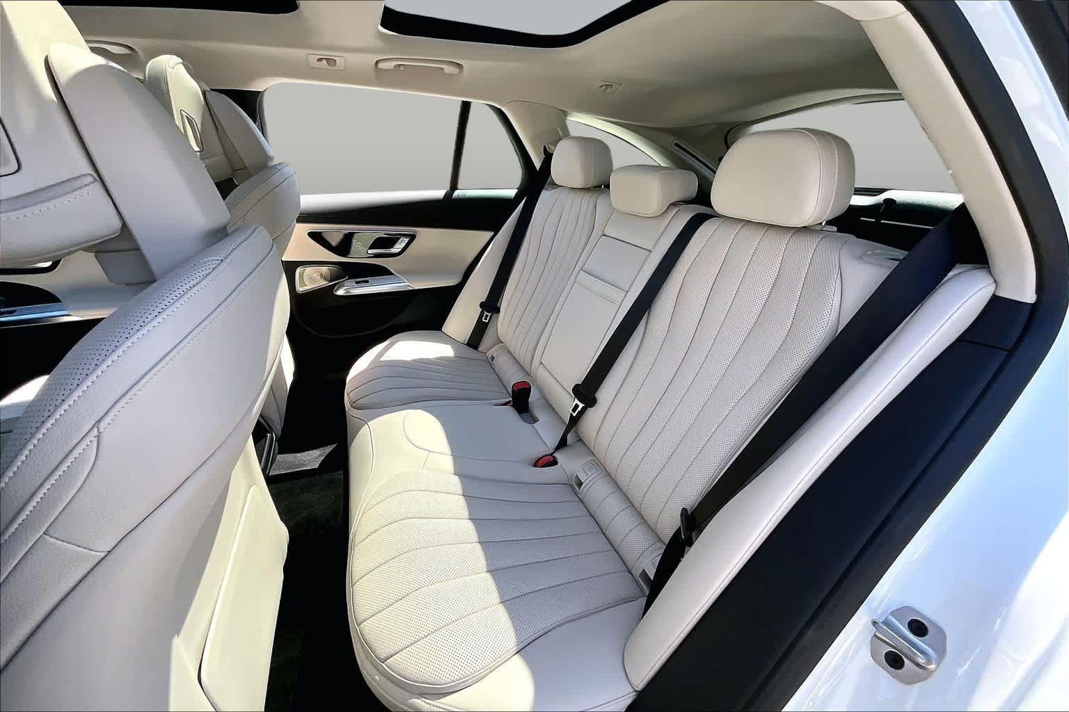 Used 2026 Mercedes-Benz E 450 4MATIC All-Terrain Wagon image 18