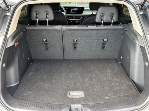 Used 2025 Buick Encore GX Preferred FWD image 32