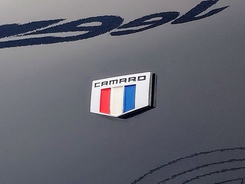 Used 2023 Chevrolet Camaro LT image 5