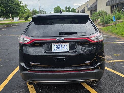 Used 2018 Ford Edge SEL w/ Equipment Group 201A FWD image 8