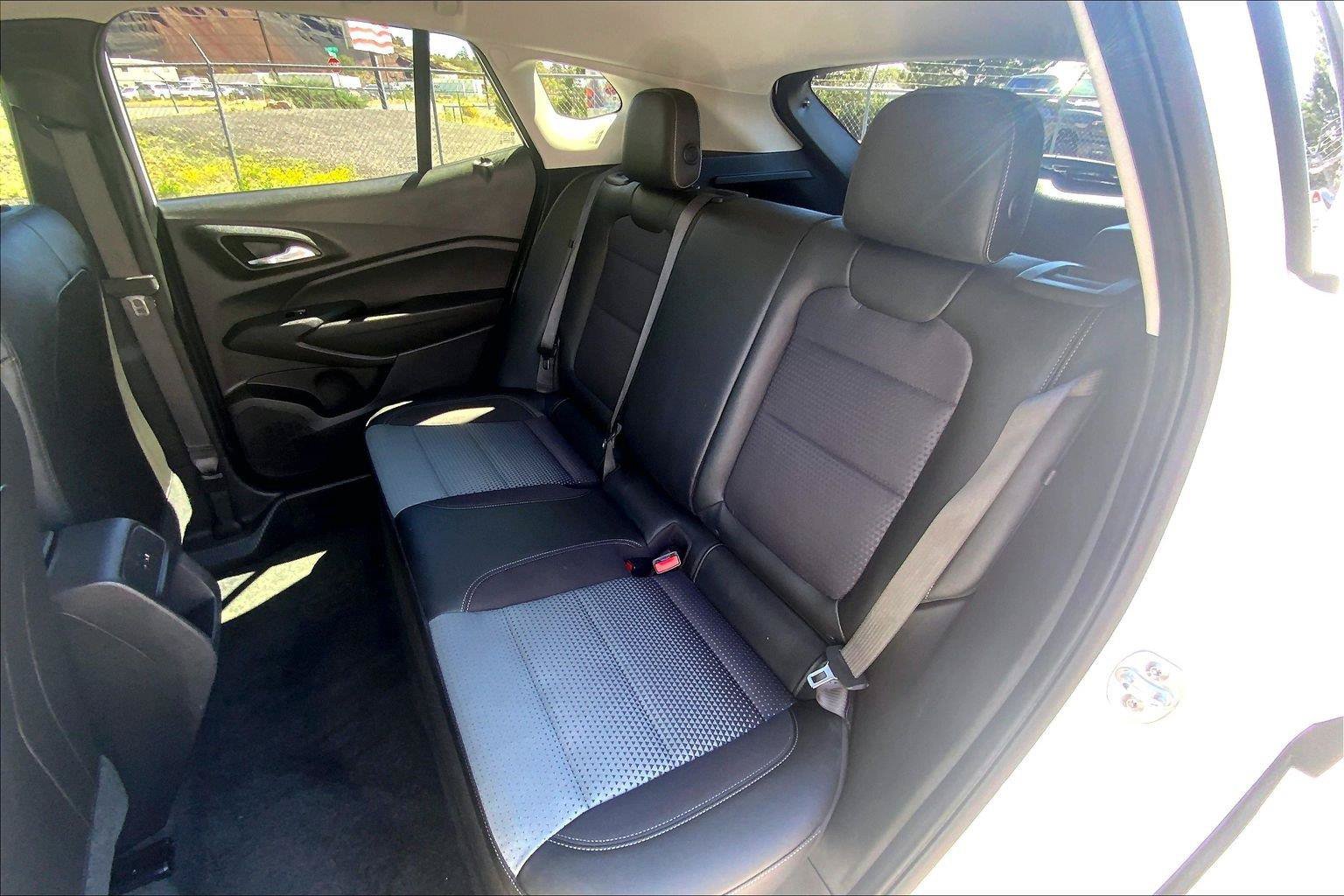 Used 2026 Chevrolet Trax LT FWD image 26