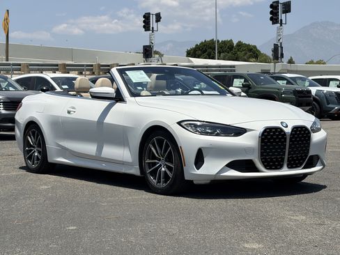 Used 2024 BMW 430i Convertible RWD image 2