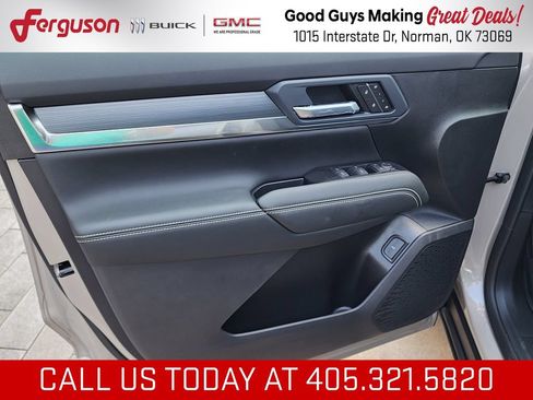New 2027 GMC Terrain Elevation w/ Elevation Premium Package FWD image 12