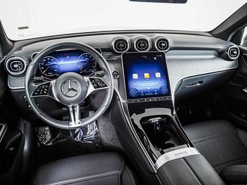 Certified 2026 Mercedes-Benz GLC 300 image 14