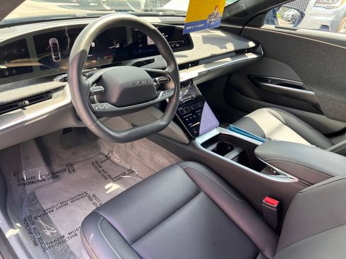 Used 2024 Lucid Air Touring AWD/4WD image 30