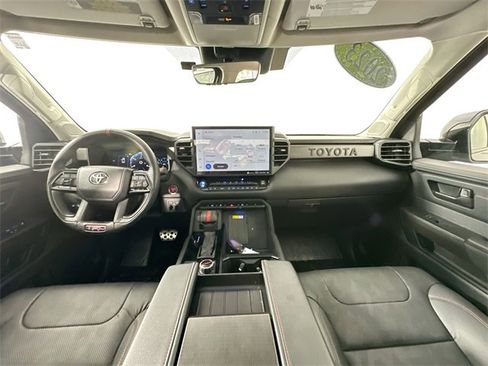 Used 2023 Toyota Tundra Limited image 3