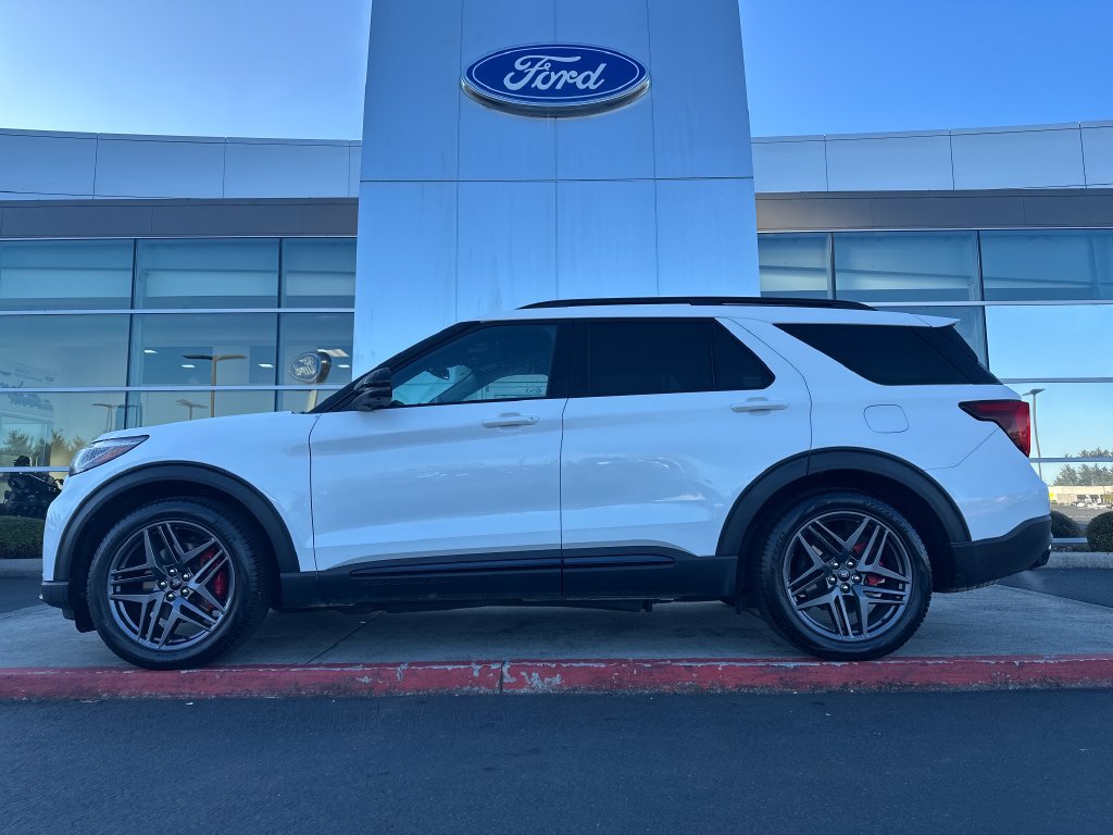 Used 2025 Ford Explorer ST AWD/4WD 360° Tour