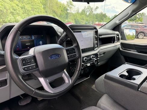 Used 2025 Ford F150 XLT w/ Equipment Group 301A Standard AWD/4WD image 4