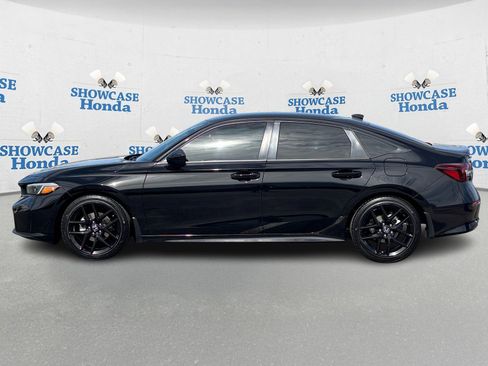 Used 2025 Honda Civic Sport image 4