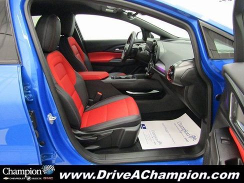 Certified 2025 Chevrolet Equinox EV RS image 36