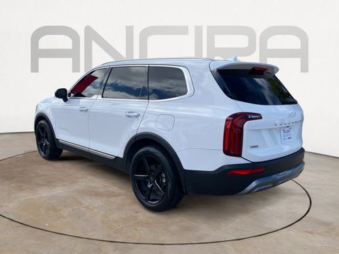 Used 2022 Kia Telluride S image 8