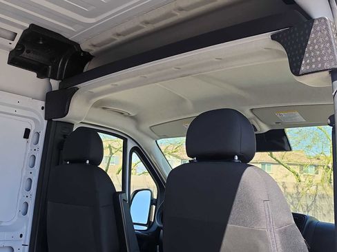 Used 2025 RAM ProMaster 2500 w/ Convenience Group image 16