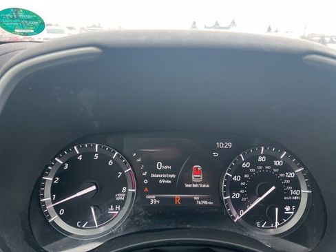 Used 2021 Toyota Highlander XLE image 21