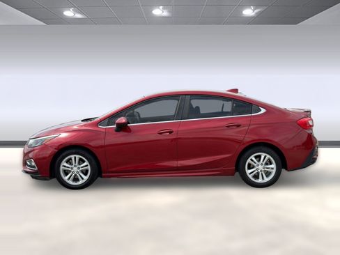 Used 2017 Chevrolet Cruze LT w/ RS Package FWD image 2