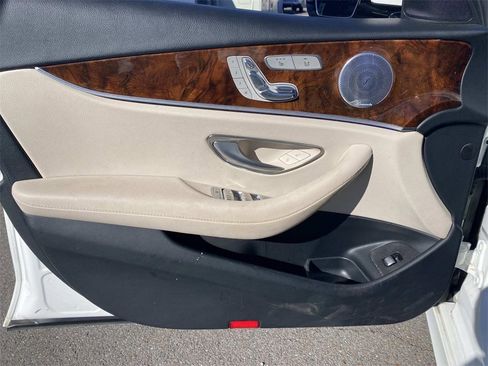 Certified 2019 Mercedes-Benz E 300 4MATIC image 12