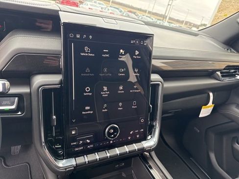 New 2026 GMC Yukon XL Elevation AWD/4WD image 23
