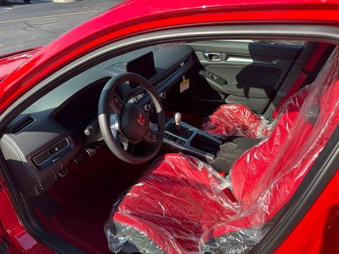 Used 2026 Honda Civic Type R image 11