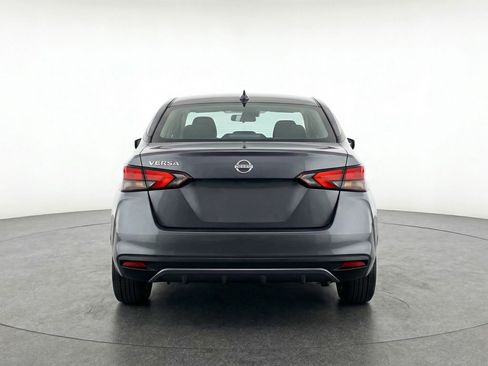 Used 2025 Nissan Versa SV image 7