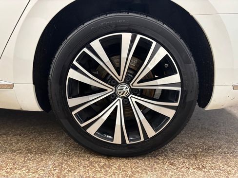 Used 2019 Volkswagen Arteon SE AWD/4WD image 25
