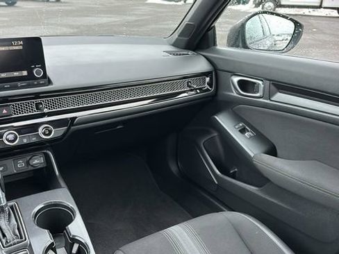Used 2023 Honda Civic Sport image 22