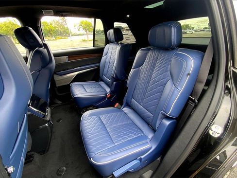 New 2026 Cadillac Vistiq Premium Luxury image 29