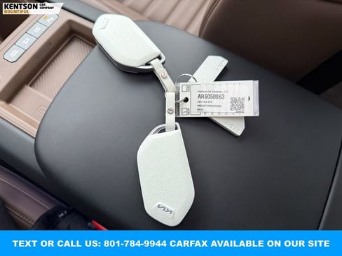 Used 2024 Kia EV9 Land image 48