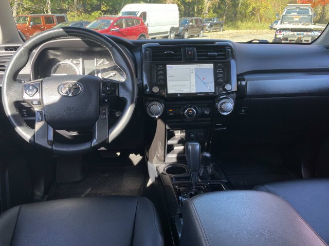 Used 2021 Toyota 4Runner Venture w/ Moonroof Package AWD/4WD image 14