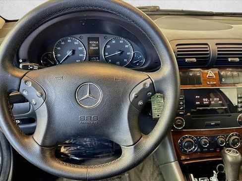 Used 2006 Mercedes-Benz C 350 Sedan image 11