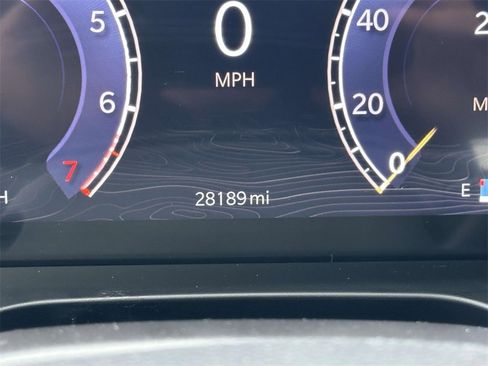 Used 2024 Jeep Grand Cherokee Limited image 20