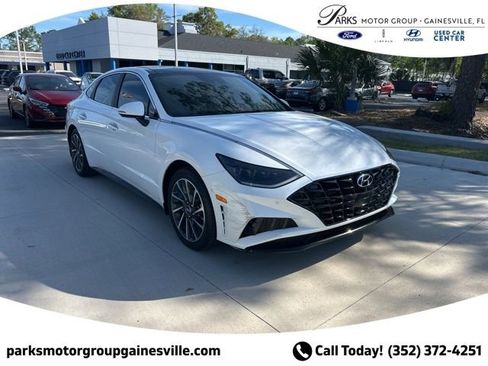 Used 2020 Hyundai Sonata Limited image 1