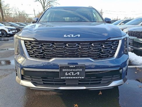New 2026 Kia Sorento S image 2