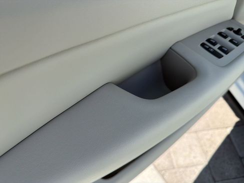 New 2026 Volvo XC60 B5 Ultra w/ Protection Package Premier image 81