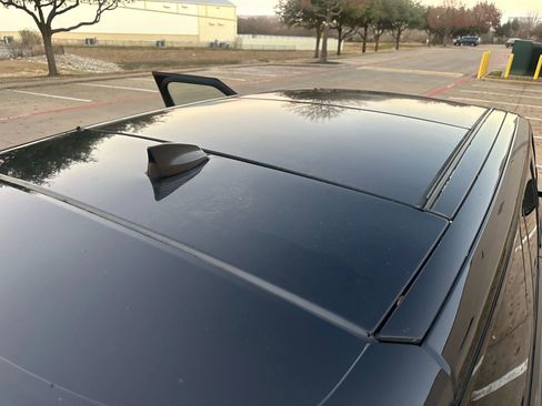 Used 2017 Land Rover Range Rover Supercharged image 17