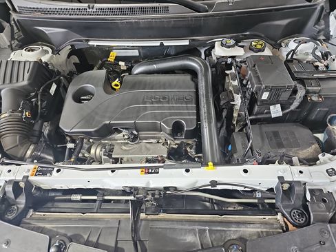 Certified 2024 Chevrolet Equinox LT w/ LPO, Floor Liner Package AWD/4WD image 35
