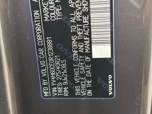 Used 2024 Volvo XC90 T8 Plus w/ Protection Package image 31