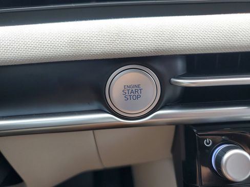 Certified 2026 Hyundai Tucson Limited FWD image 27