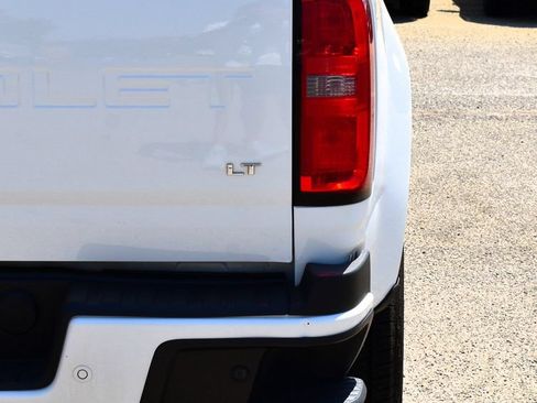 Used 2022 Chevrolet Colorado LT w/ Fleet Safety Package AWD/4WD image 12
