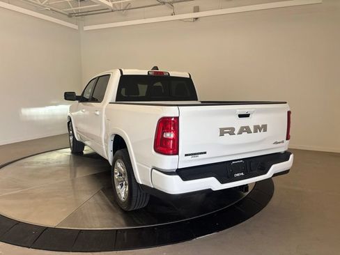 Used 2025 RAM 1500 Big Horn AWD/4WD image 5