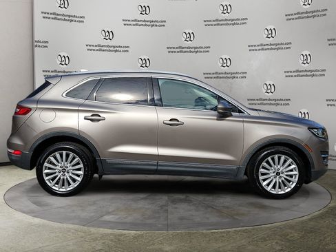 Used 2019 Lincoln MKC Premiere image 6