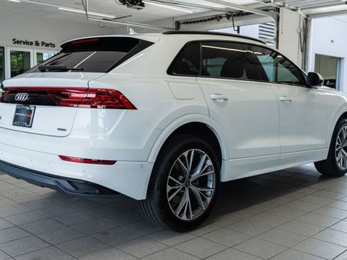 Certified 2023 Audi Q8 Premium w/ Convenience Package AWD/4WD image 6