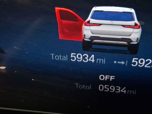 Certified 2023 BMW X1 xDrive28i w/ Premium Package image 16