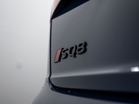 New 2026 Audi SQ8 Premium Plus AWD/4WD image 21
