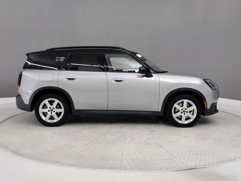 Used 2025 MINI Cooper Countryman S image 5