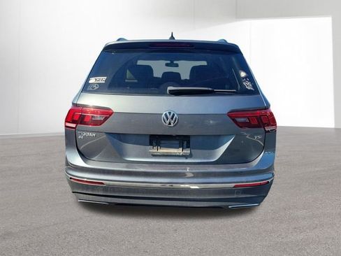 Used 2018 Volkswagen Tiguan SEL image 15