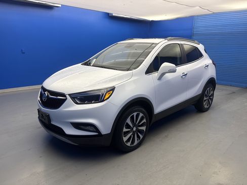 Used 2018 Buick Encore Essence AWD/4WD image 4
