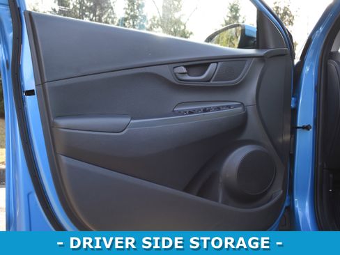Used 2018 Hyundai Kona SE image 5