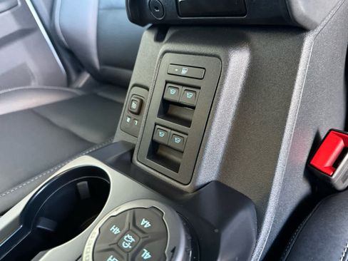 New 2025 Ford Bronco Big Bend w/ Black Diamond Package image 12